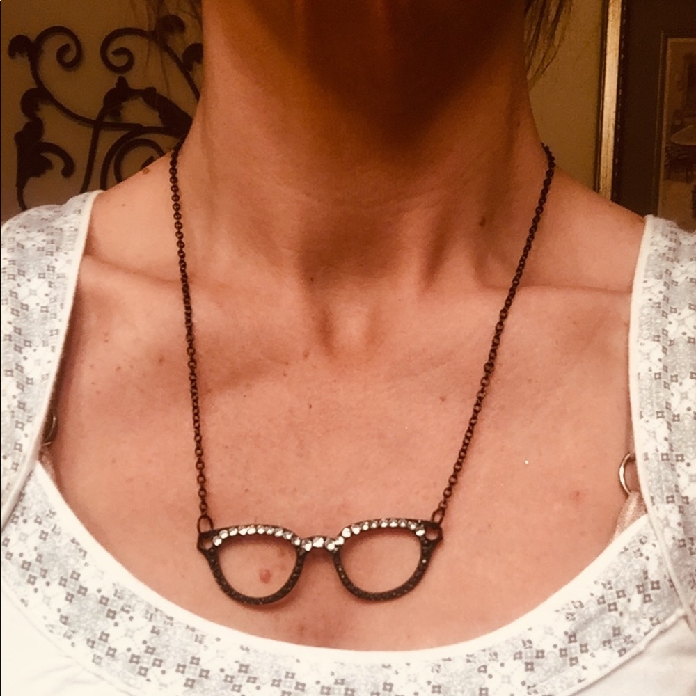 NWT Unique Necklace